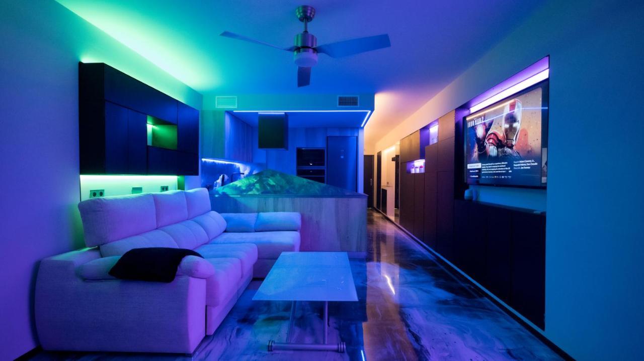 La Farola - Luxury Domotic Flat In Puerto Deportivo Διαμέρισμα Μαρμπέλλα Εξωτερικό φωτογραφία