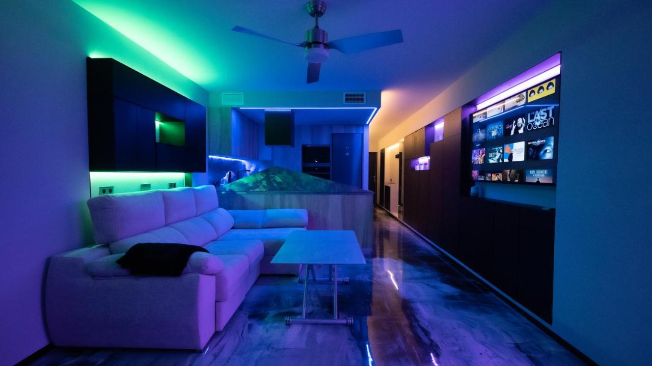La Farola - Luxury Domotic Flat In Puerto Deportivo Διαμέρισμα Μαρμπέλλα Εξωτερικό φωτογραφία