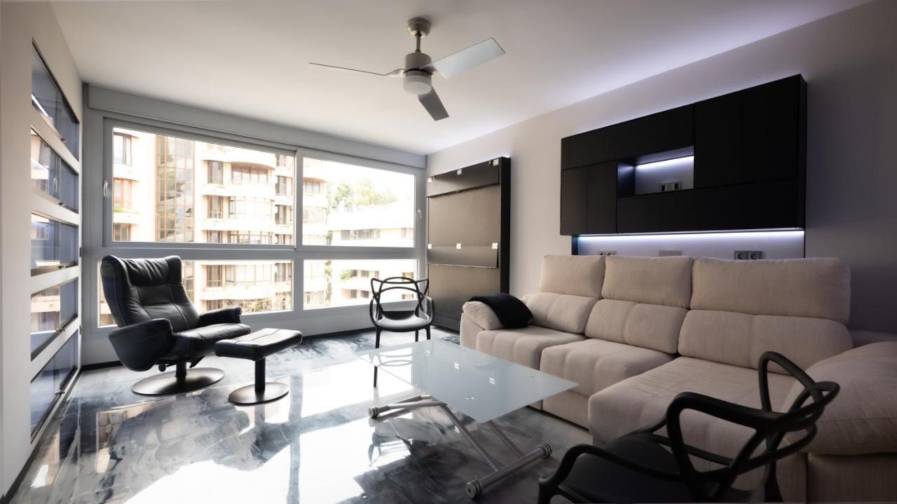La Farola - Luxury Domotic Flat In Puerto Deportivo Διαμέρισμα Μαρμπέλλα Εξωτερικό φωτογραφία