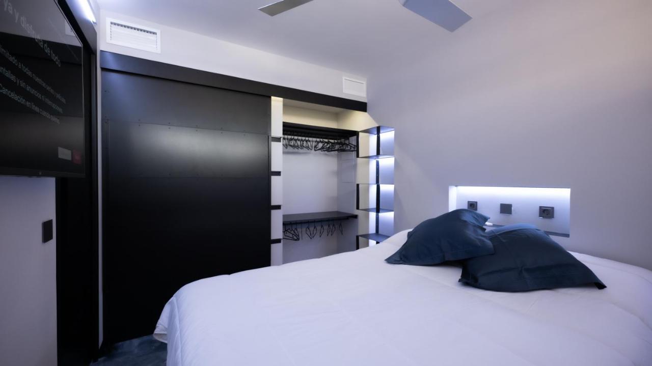 La Farola - Luxury Domotic Flat In Puerto Deportivo Διαμέρισμα Μαρμπέλλα Εξωτερικό φωτογραφία