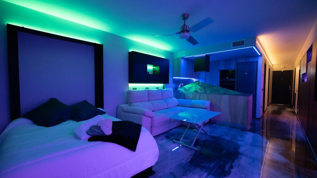 La Farola - Luxury Domotic Flat In Puerto Deportivo Διαμέρισμα Μαρμπέλλα Εξωτερικό φωτογραφία