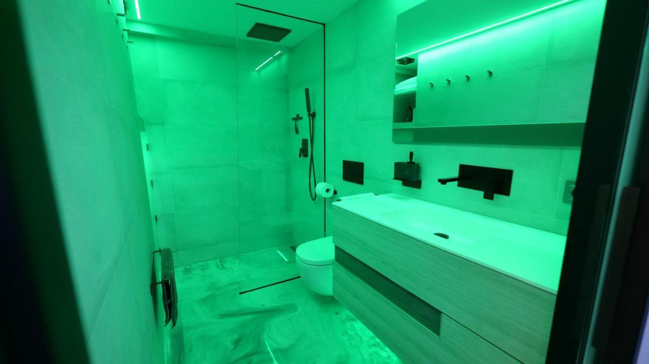 La Farola - Luxury Domotic Flat In Puerto Deportivo Διαμέρισμα Μαρμπέλλα Εξωτερικό φωτογραφία
